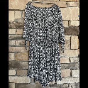 Love Addy Designer off shoulder Romper Sz XS